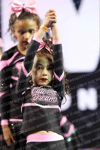 CALI DREAM ATHLETICS MINI MAJESTY