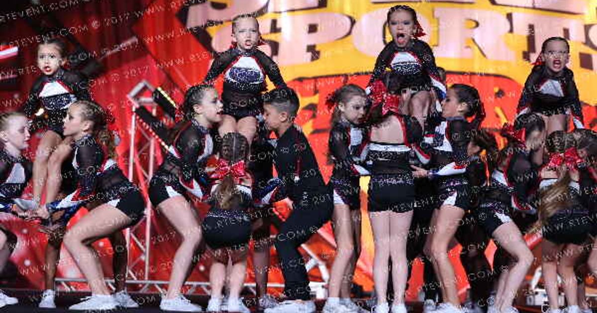 American Cheer MINI SPARKLE · Spirit Sports Palm Springs Grand Nationals