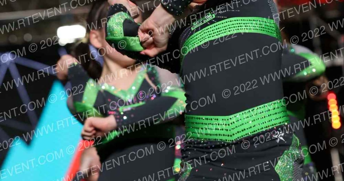 Element Elite Tumbling & Cheer YOUTH XENON · Midwest Regional Summit