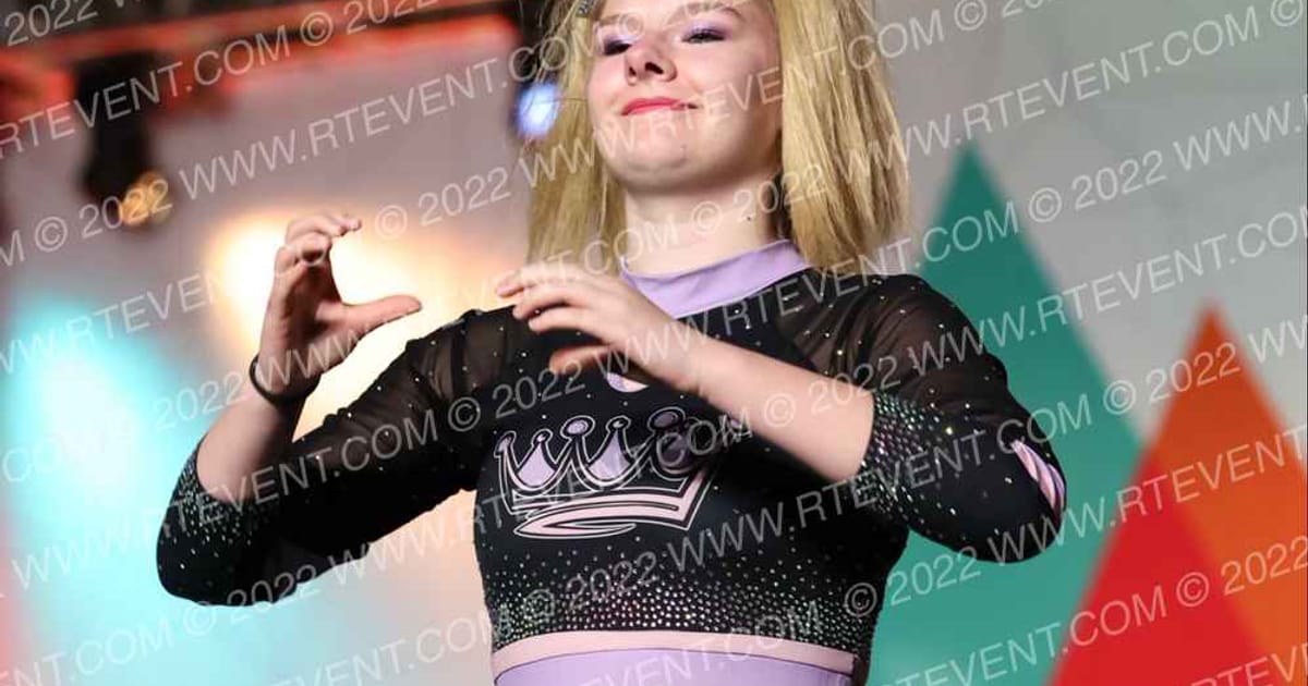 Cheer and Tumble Headquarters Royale · Midwest Regional Summit