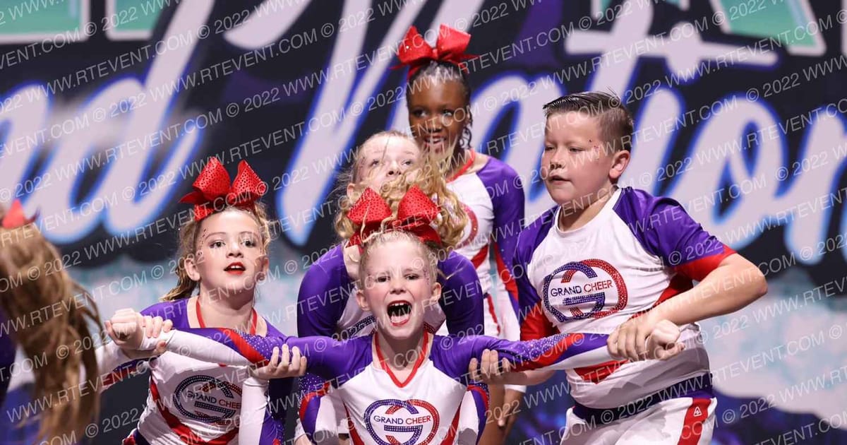 Grand Cheer All-Stars Glitter · Prep and Rec
