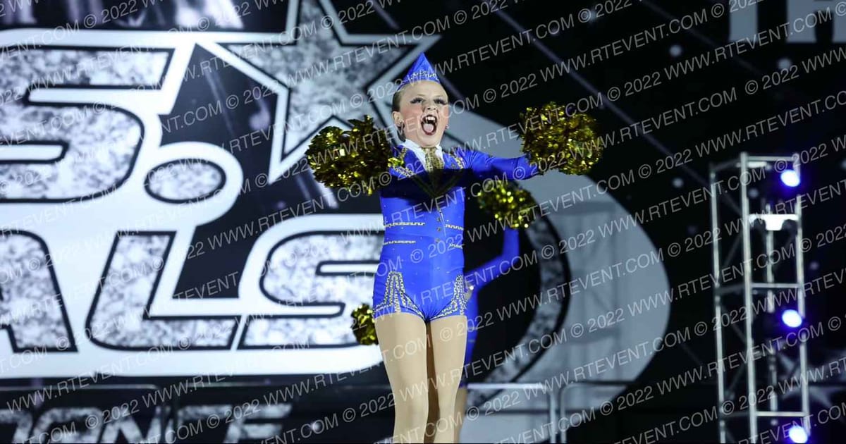Dance Force Elite Mini Pom · The US Finals Louisville