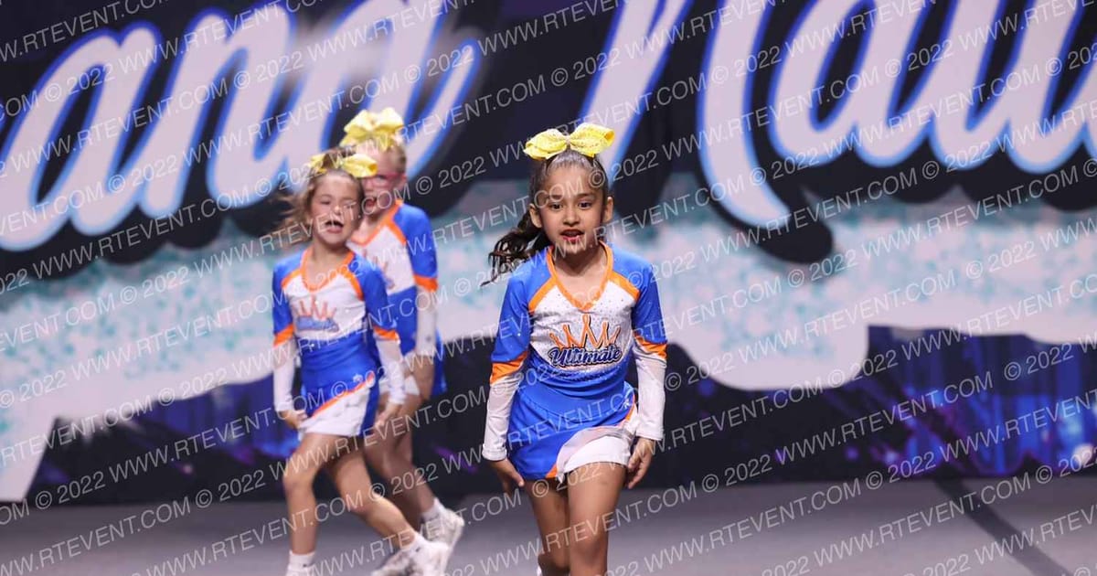 Ultimate Cheer Lubbock Tiny Queens · Prep and Rec