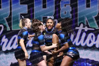 Outlaw Recreation Cheer Desperados