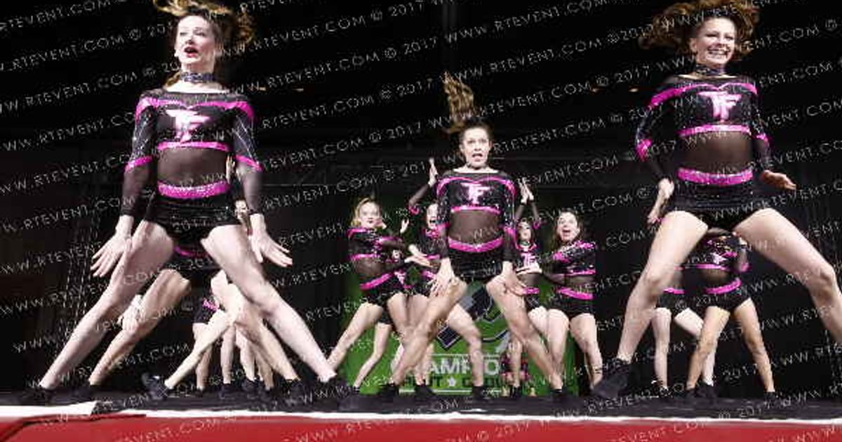 Titanium Force Cheer Sirens · Schaumburg Grand Nationals DI DII