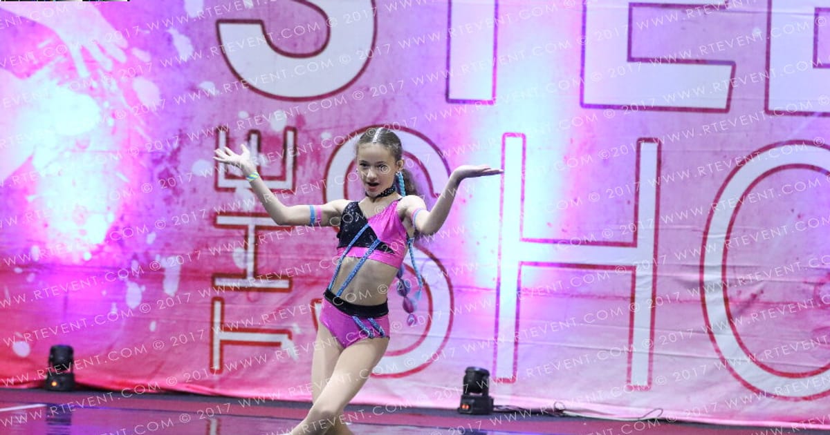 Elements Extreme Sienna Gordon · Steel the Show