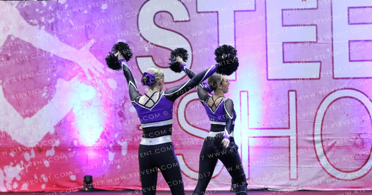 Dream Extreme Elsa and Tink · Steel the Show