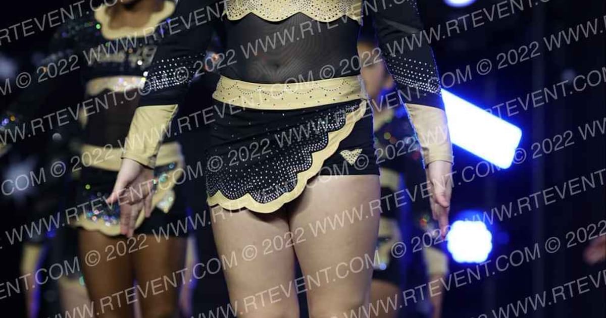 8 Count Cheer Academy Hearts of Gold · The US Finals Virginia Beach fixed