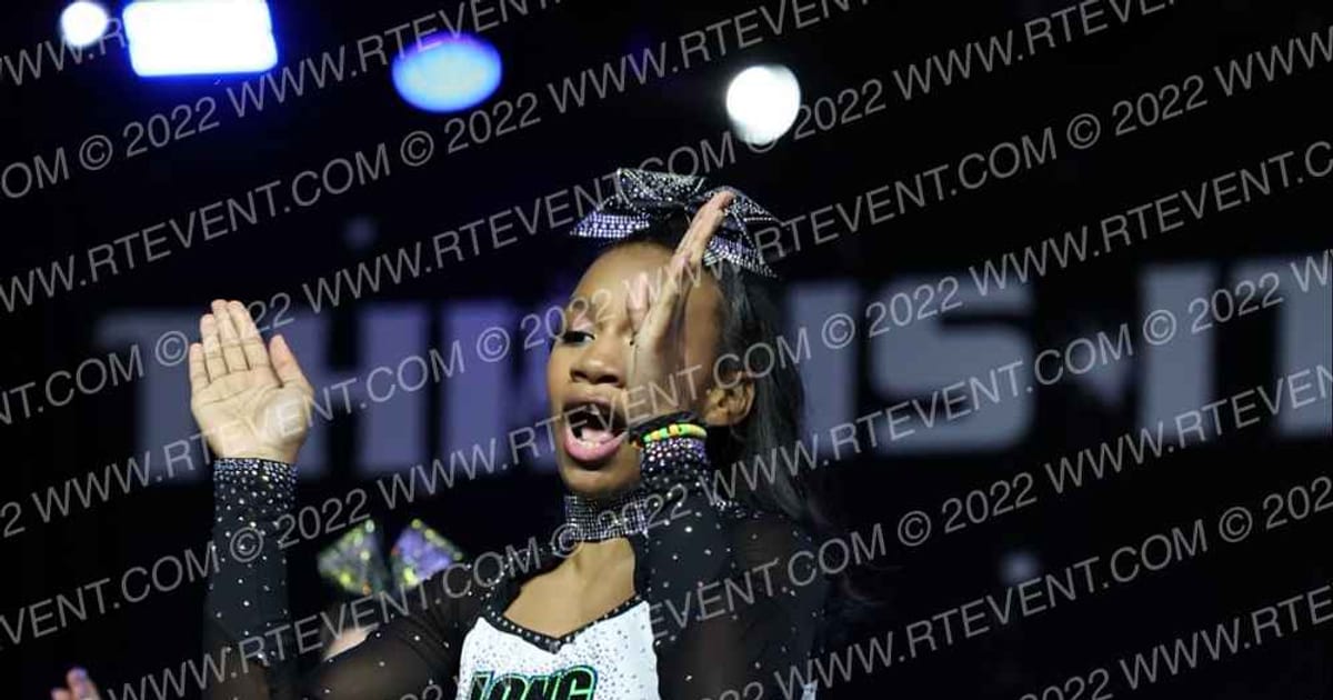 Long Island Cheer Chrome · The US Finals Virginia Beach fixed