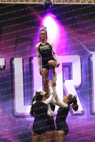 Towers School Junior Stunt Group Level 2