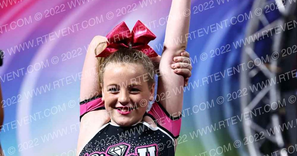 Cheer U Royal Diamonds · Season Finale Nashville Sunday Correct