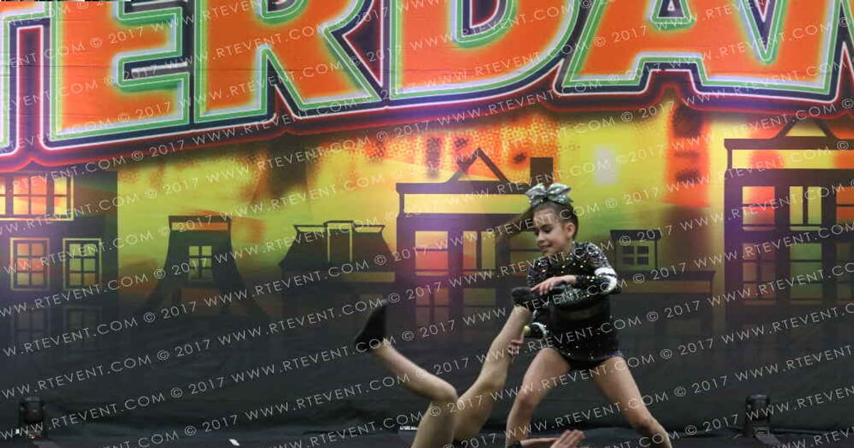 Power Cheer Lauren and Sadie · FC Amsterdam
