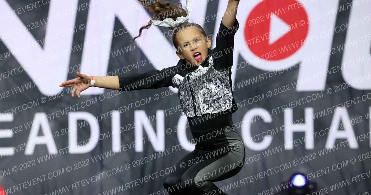 SUTHERLIN COMPETITIVE ELITE HIP HOP GROUP · The Pinnacle Cheerleading Championship