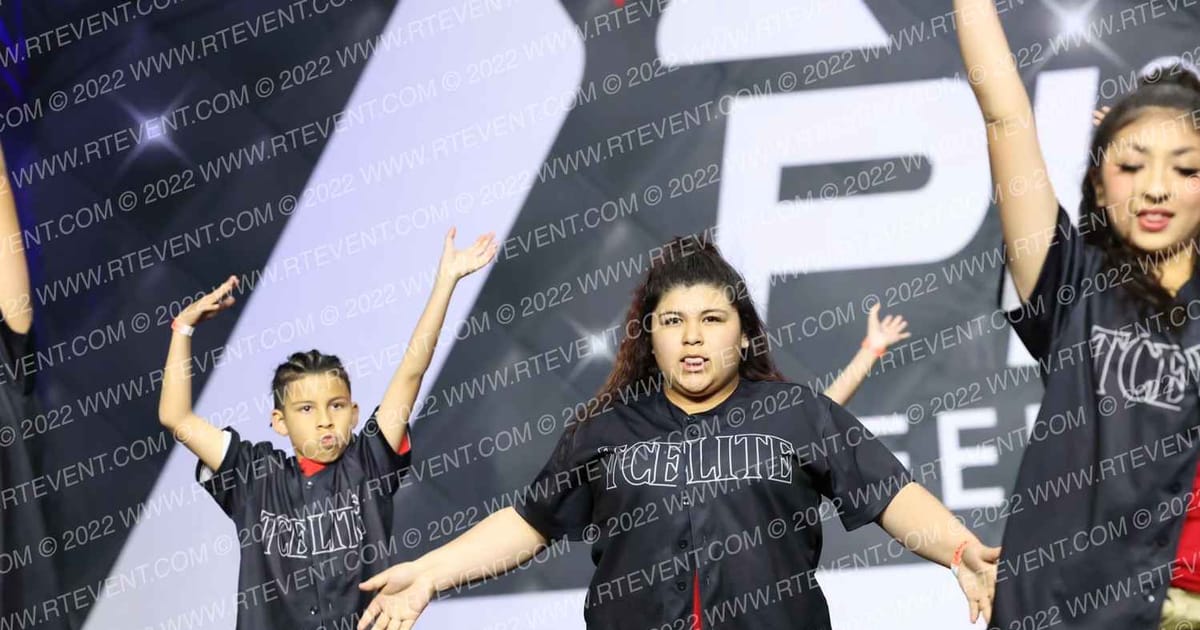 TOP CHEER ELITE FIRE OPAL · The Pinnacle Cheerleading Championship