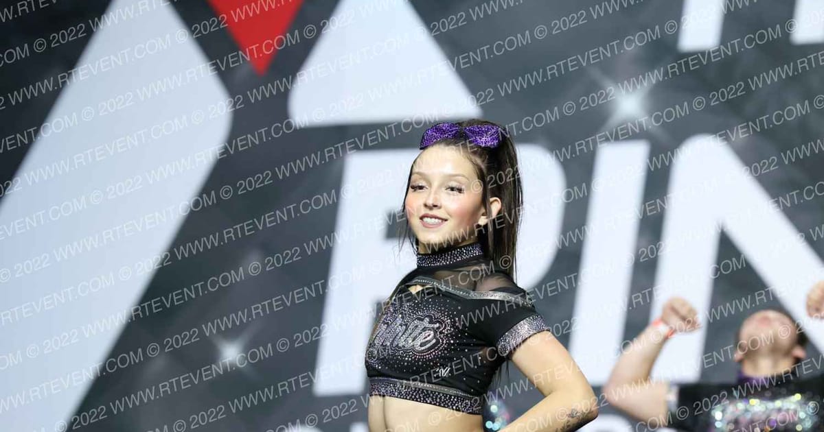 INFINITE 718 · The Pinnacle Cheerleading Championship