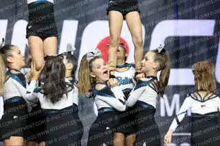BELIEVE ATHLETICS SILVER SPARKLE