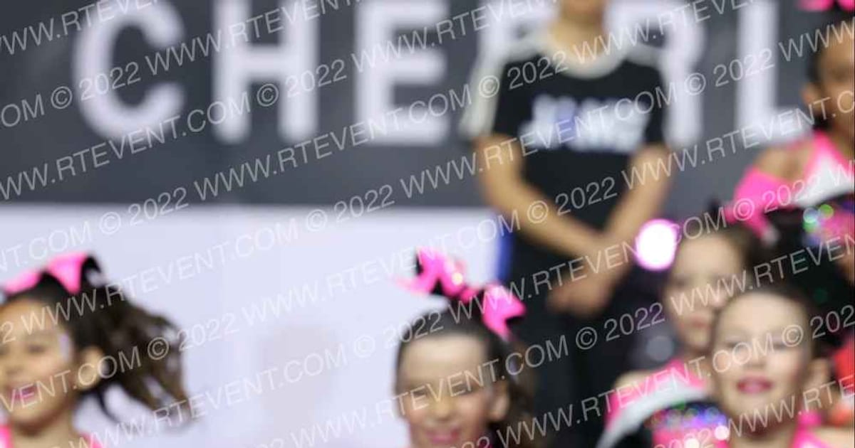 MURRIETA MAVERICKS SPARKLE · The Pinnacle Cheerleading Championship