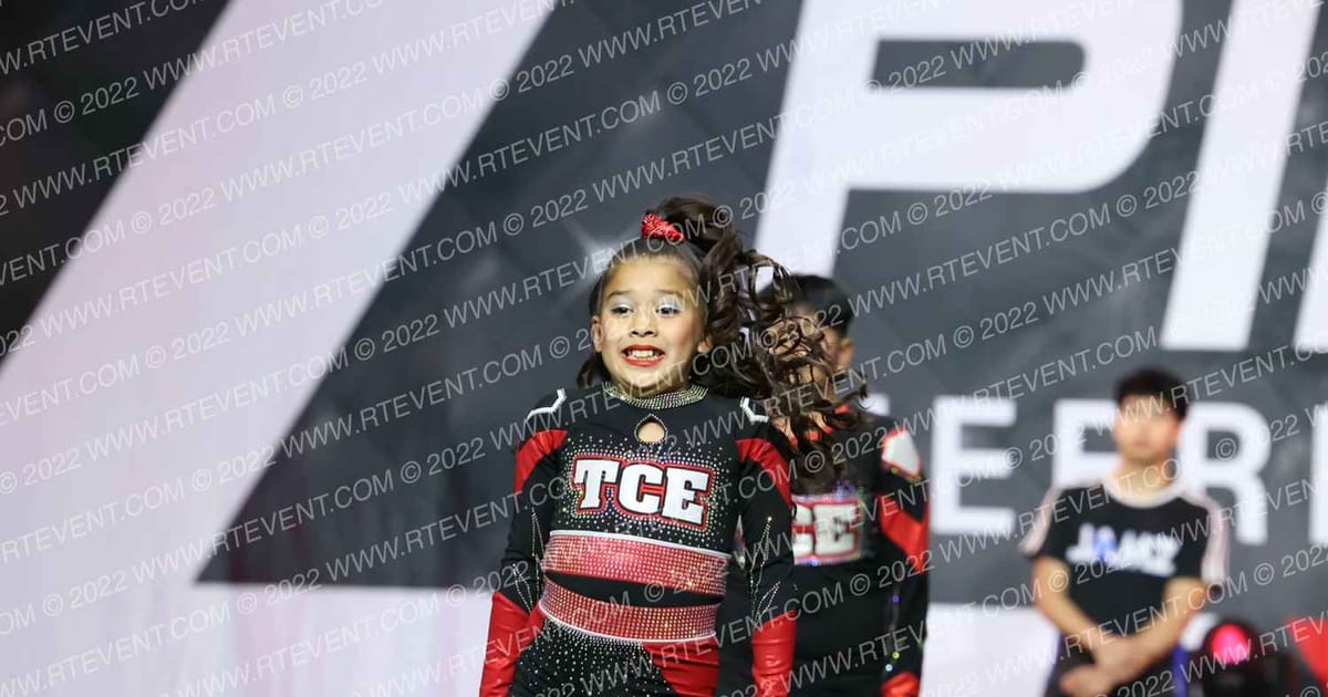 TOP CHEER ELITE WHITE TOPAZ · The Pinnacle Cheerleading Championship
