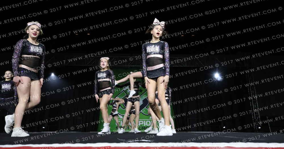 Revolt Cheerleading Sir3ns · Schaumburg Grand Nationals DI DII