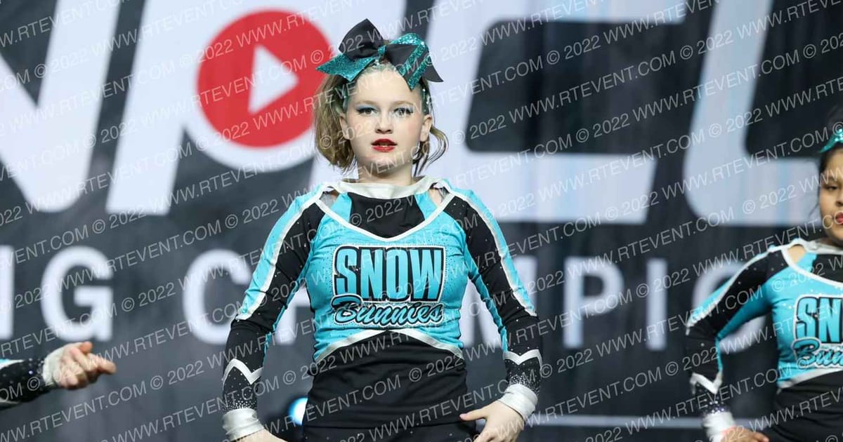 TAHOE ELITE CHEER SNOWBUNNIES · The Pinnacle Cheerleading Championship