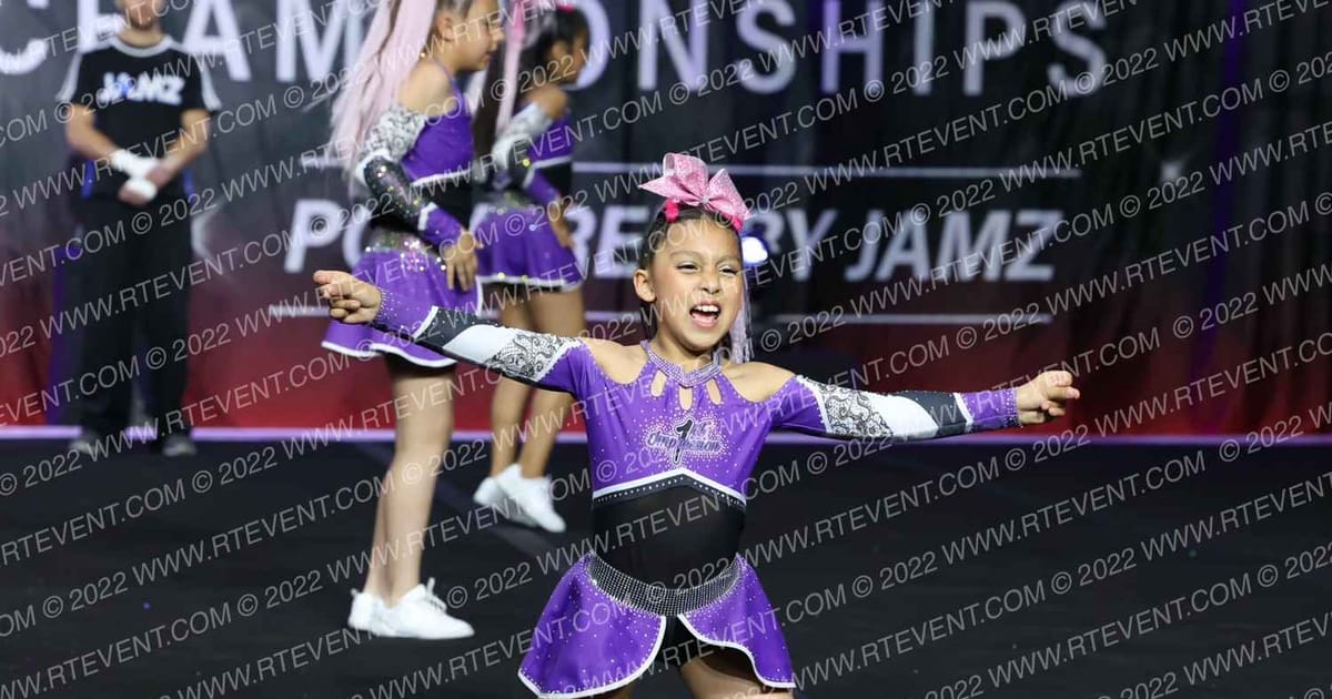1ST IMPRESSION SILVER TWISTERS · The Pinnacle Cheerleading Championship