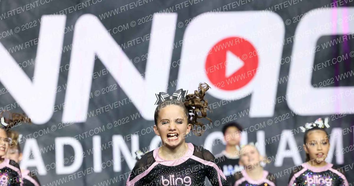 BLING TOUR OBSIDIAN · The Pinnacle Cheerleading Championship