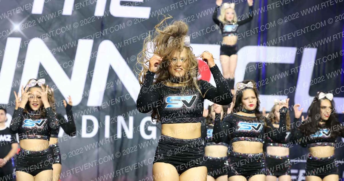 SIERRA VISTA ELITE HOTSHOTS · The Pinnacle Cheerleading Championship