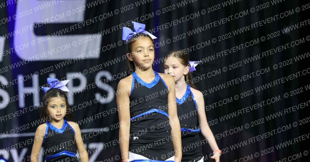 BAY TWILIGHT TINKERBELLS · The Pinnacle Cheerleading Championship