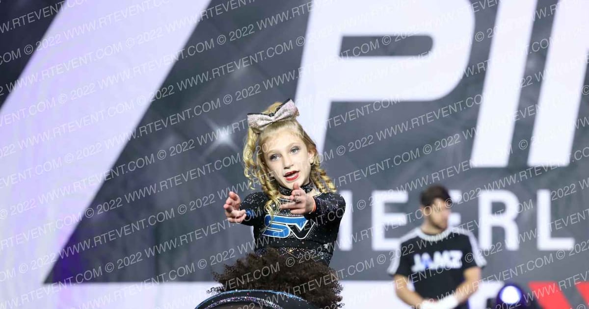 SIERRA VISTA ELITE BLAZE · The Pinnacle Cheerleading Championship