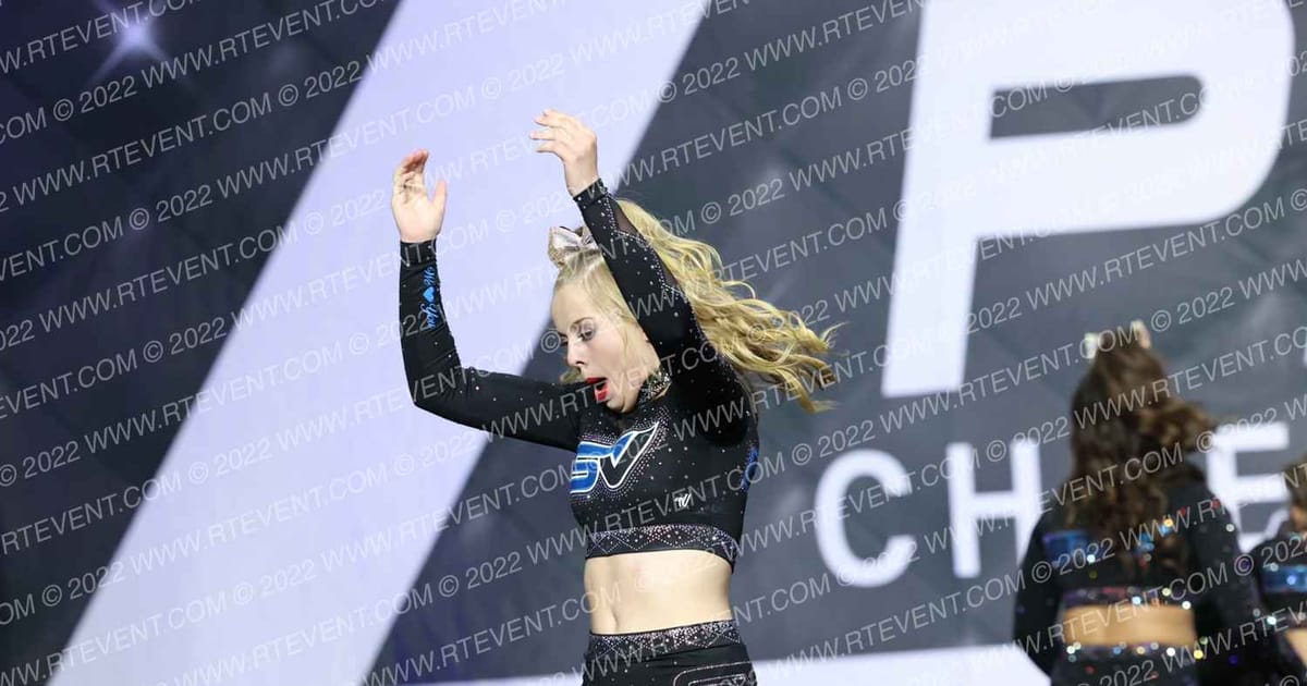 SIERRA VISTA ELITE HOTSHOTS · The Pinnacle Cheerleading Championship