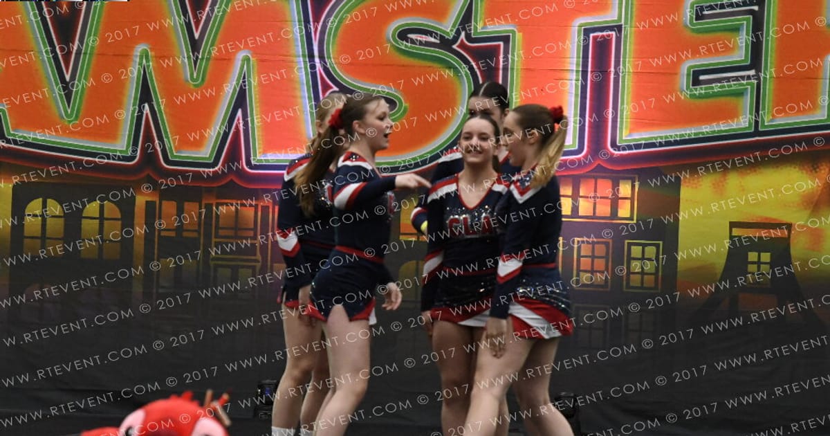 Cheerleader Academy CLA Firejax · FC Amsterdam