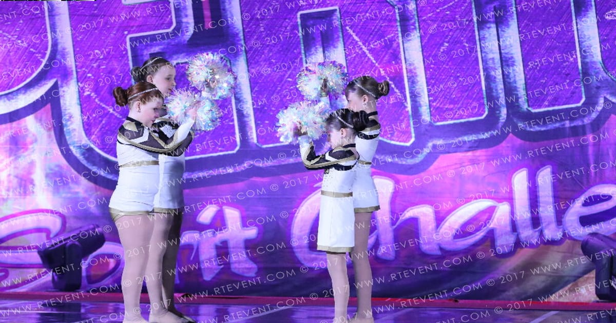 Dazzlers Dance and Cheer Mini dream · Superhero Spirit Challenge