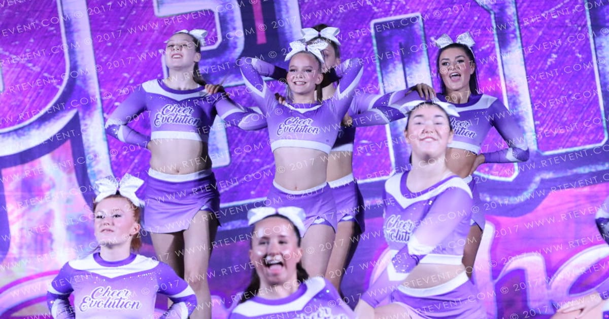 Cheer Evolution SmallMedium Senior Level 2 · Superhero Spirit Challenge