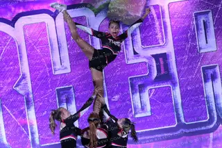 Twist and Hit FUSCHIA