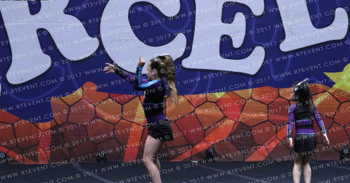 DCA Dance and Cheer a cality SUNSHINE · FC Barcelona