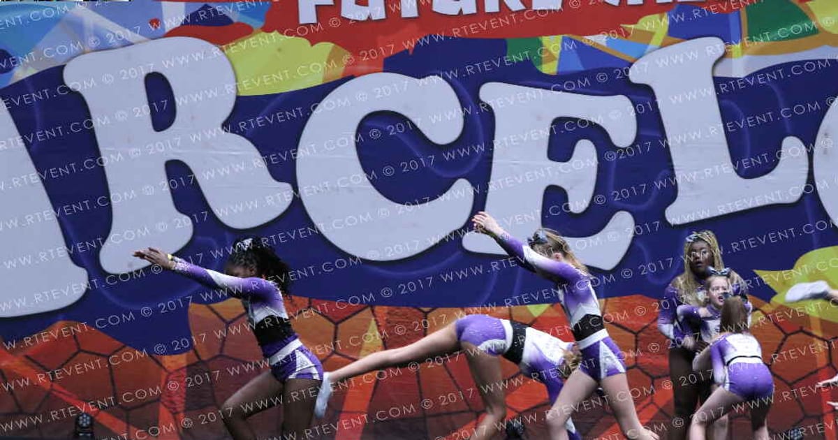 Charlton Rocks Cheer Petra · FC Barcelona