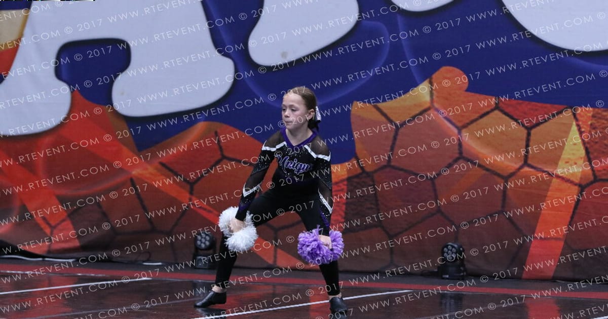 Unique Cheer and Dance Elsie Holroyd · FC Barcelona