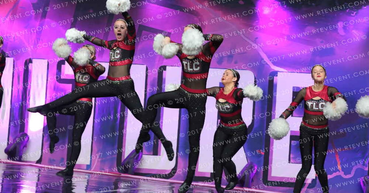 Team Love Cheer QUEENS · FC Internationals and Schools out