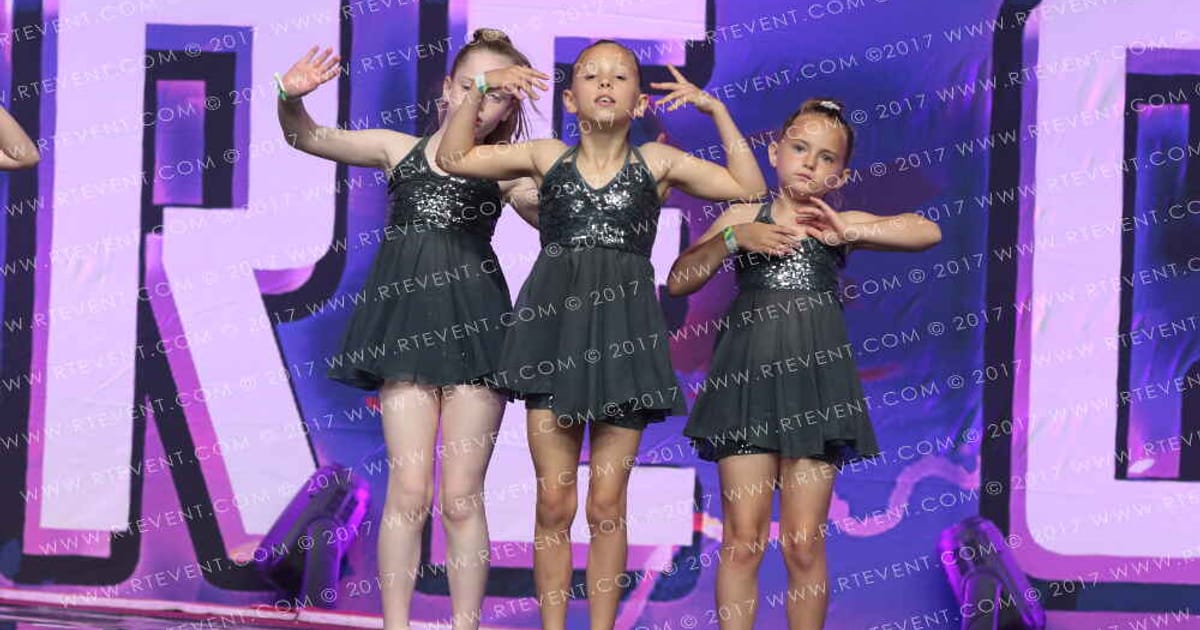 Starlights Cheer and Dance Sparkles · FC Internationals and Schools out