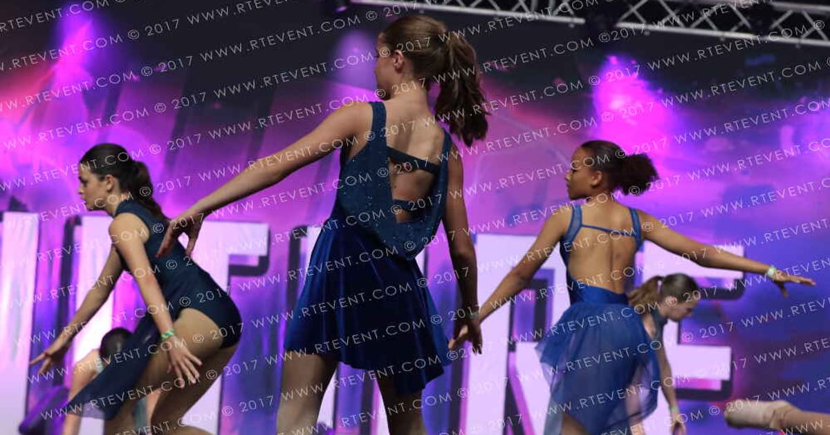 Chiltern Cheetahs Illusion · FC Internationals and Schools out