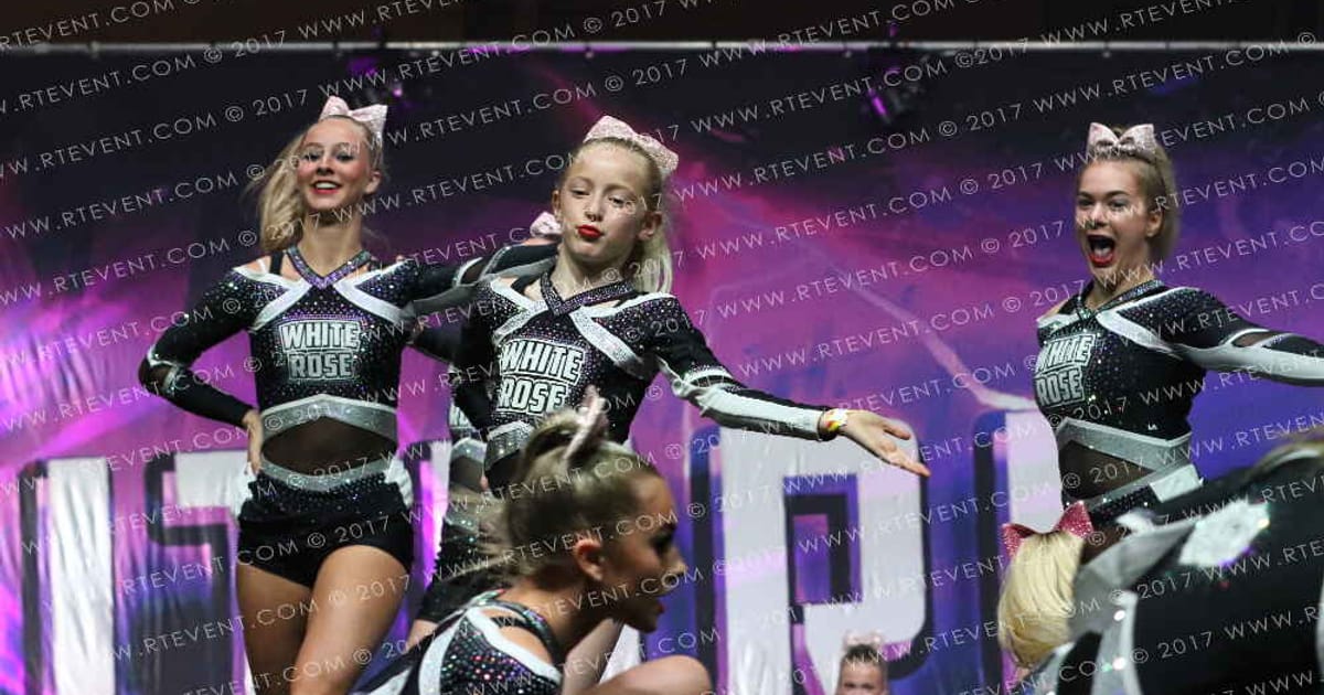 White Rose Cheer O2 · FC Internationals
