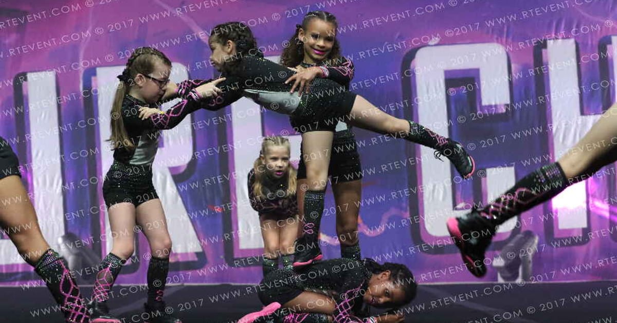 Kent Cheer Academy Neon · FC Internationals