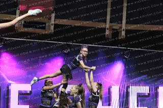 Swindon Lightning Thunderstruck