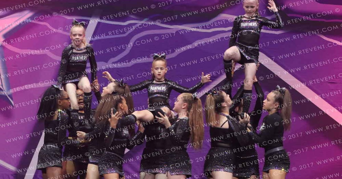 Panther athletics Cheerleading CRMSON CATZ · FC Internationals