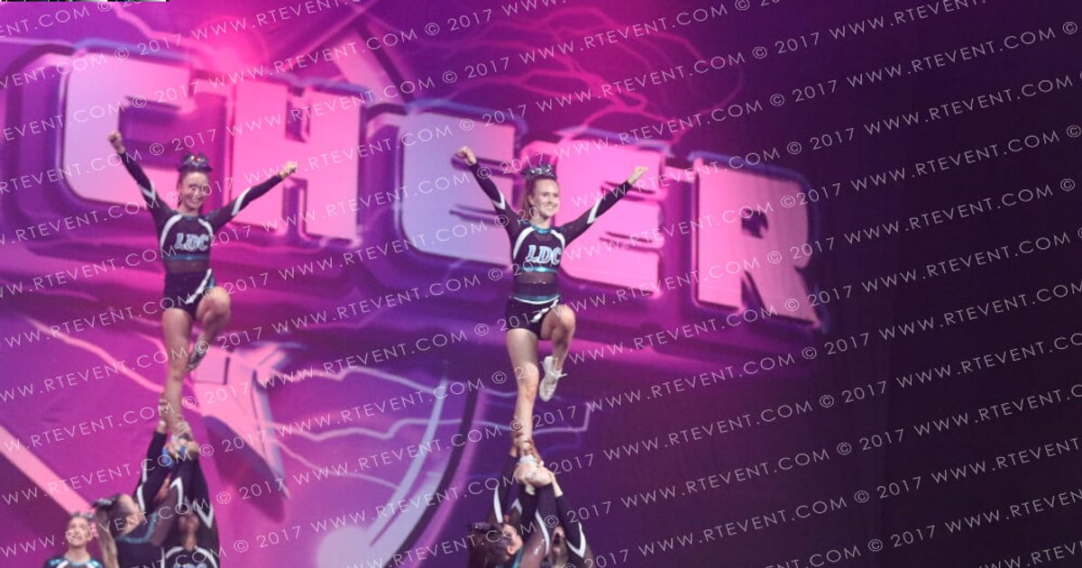 London Dynasty Cheer Supremacy · FC Internationals
