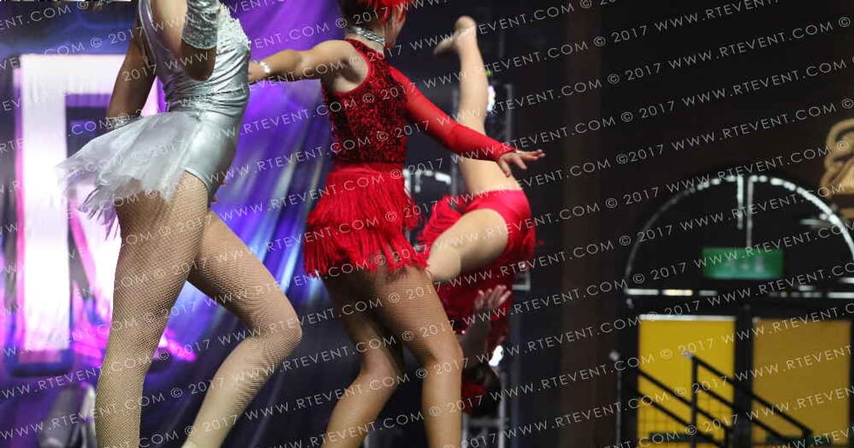 Power Cheer Flare · FC Internationals