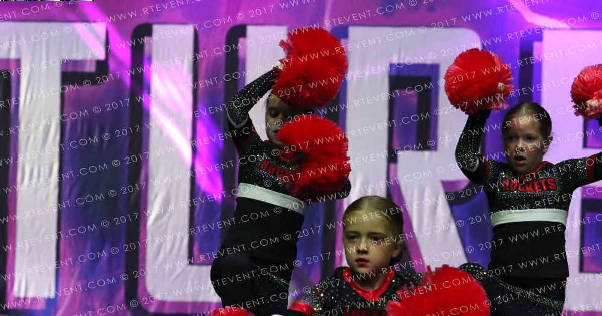 Rhondda Rockets Cheerleaders Stardom · FC Internationals