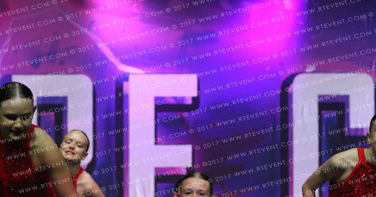 Starlights Cheer   Dance Inferno · FC Internationals