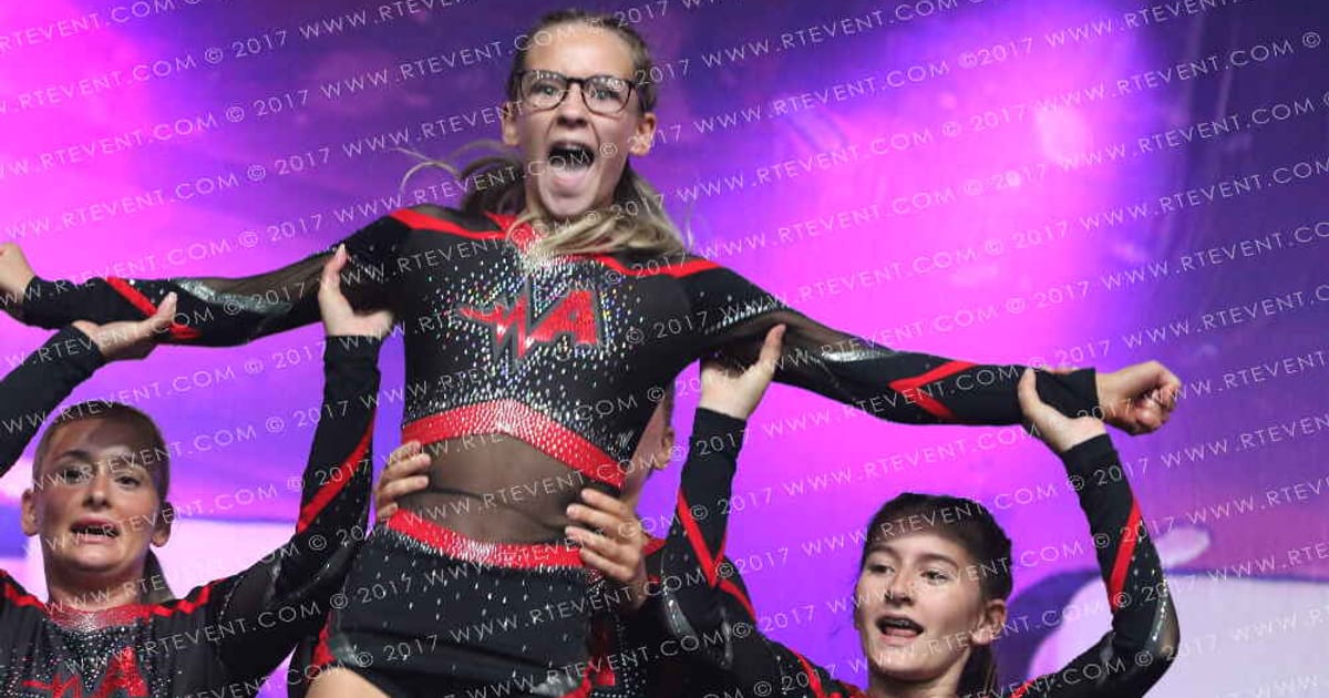 Adrenaline Allstar Cheerleading Lady lightning · FC Internationals