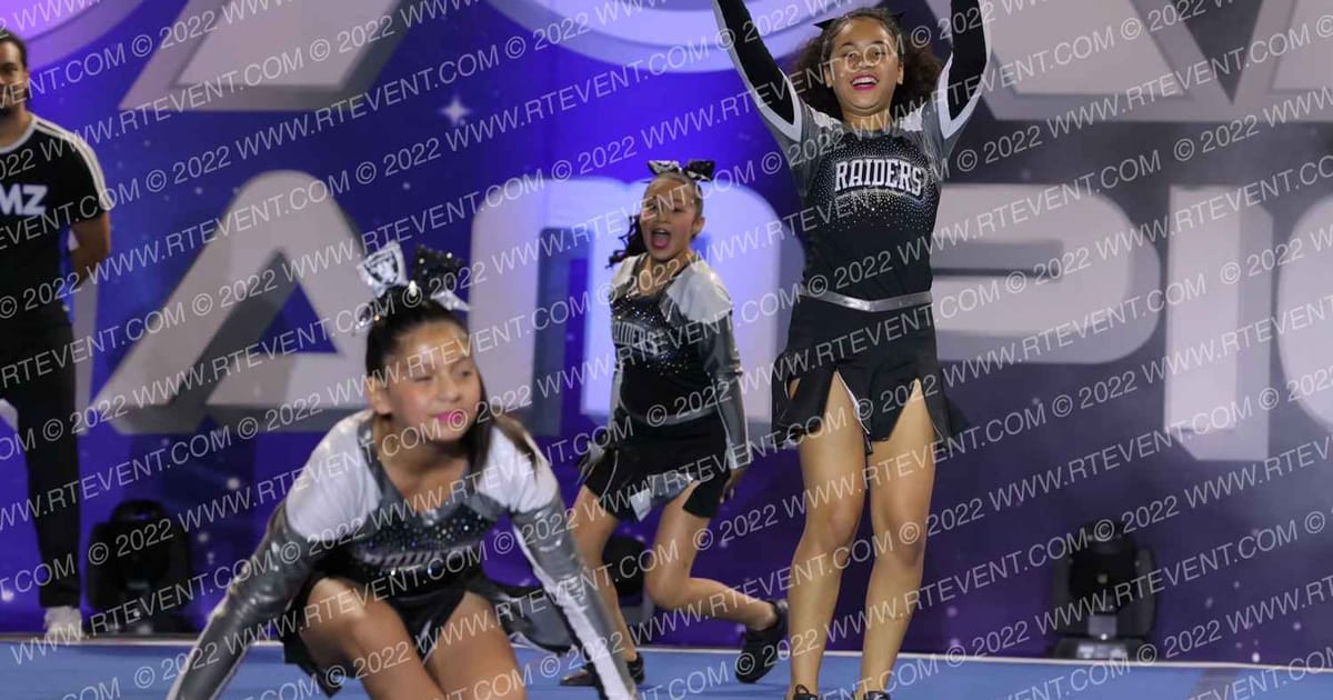 MODESTO RAIDERS JV VARSITY · Reload